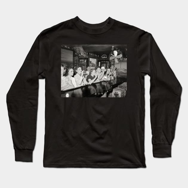 Louisiana Bar, 1938. Vintage Photo Long Sleeve T-Shirt by historyphoto